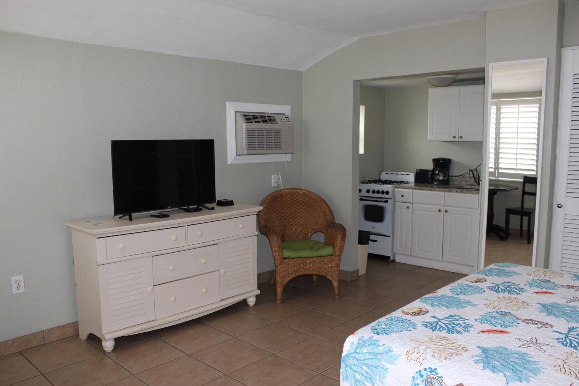 Shoreline Suites & Cabana Cottages - Beachfront Παραλία Ντειτόνα Δωμάτιο φωτογραφία